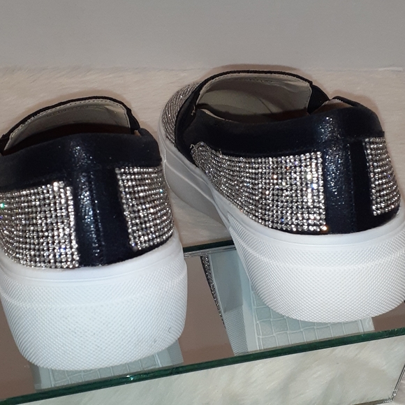 (NWOT) RHINESTONE CANVAS TENNIS SHOES - Picture 6 of 9